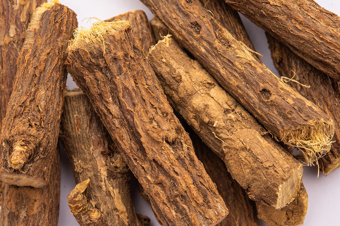 Liquorice_Root_700x700_e6fd3f29-1f2a-4f99-b8d4-dd17e4ade19b.jpg